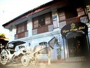 ヴィガン プラザ ホテル Ilocos エクステリア 写真
